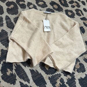 Zara Beige Women's Crew Neck Sweater